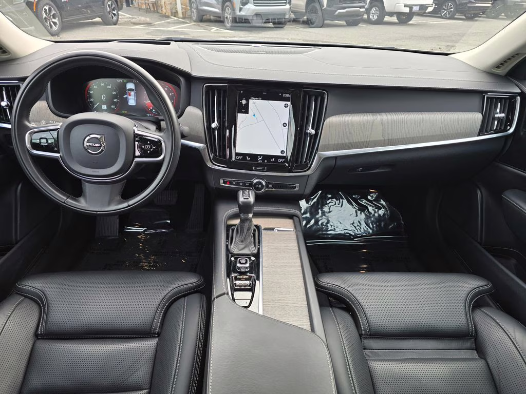 2021 Pebble Gray Metallic Volvo S90 T6 Inscription AWD Sedan