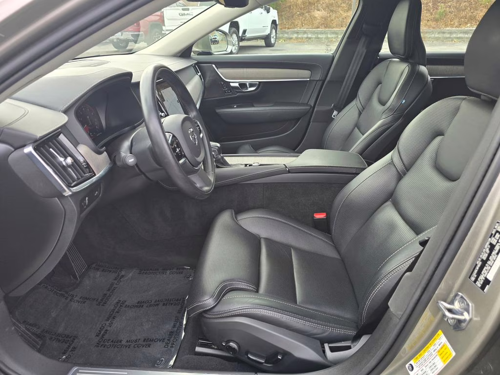 2021 Pebble Gray Metallic Volvo S90 T6 Inscription AWD Sedan