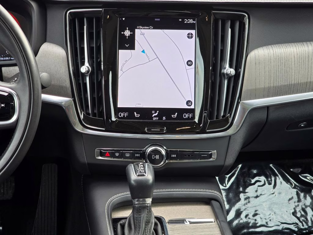 2021 Pebble Gray Metallic Volvo S90 T6 Inscription AWD Sedan