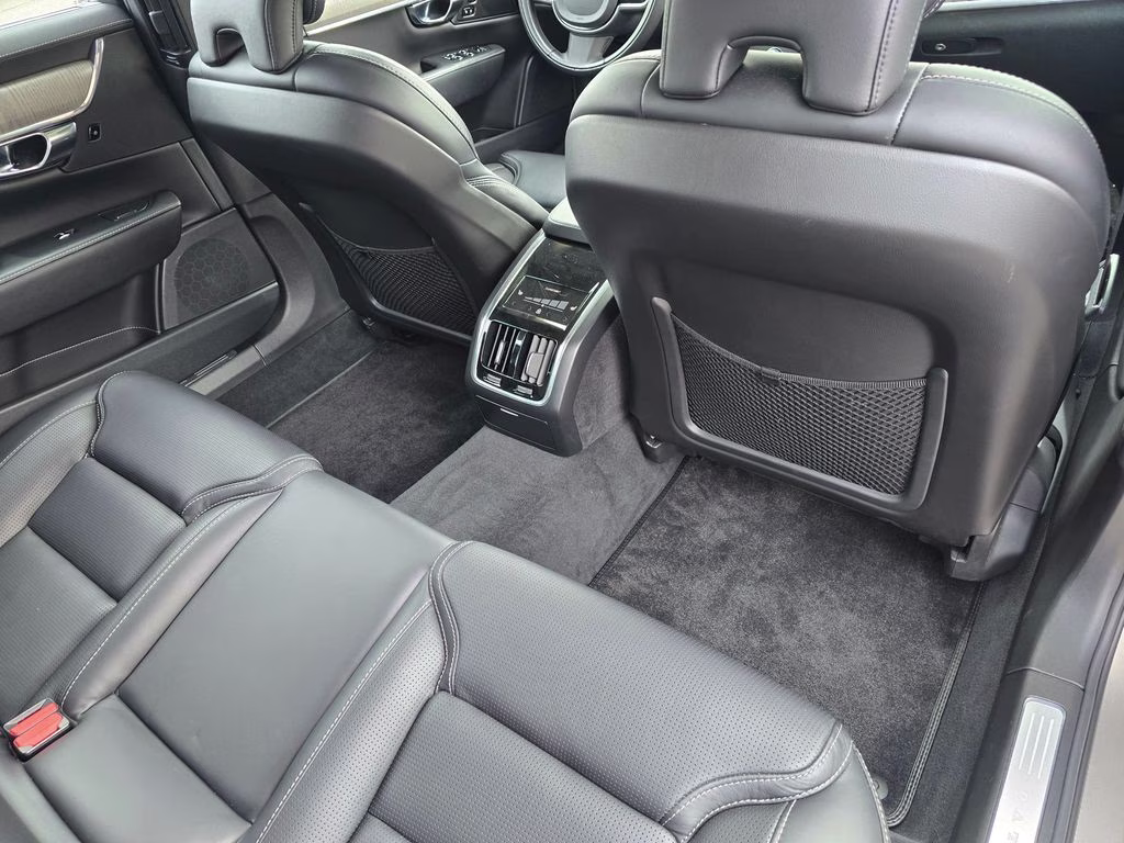 2021 Volvo S90 Inscription - Photo 28