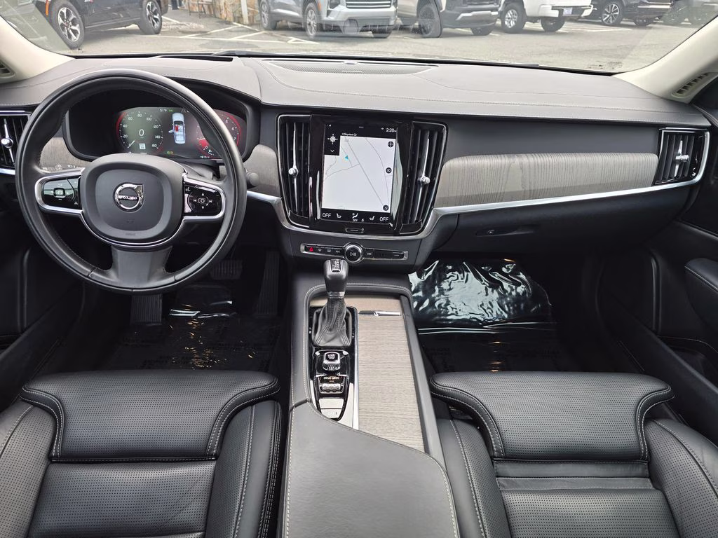 2021 Pebble Gray Metallic Volvo S90 T6 Inscription AWD Sedan