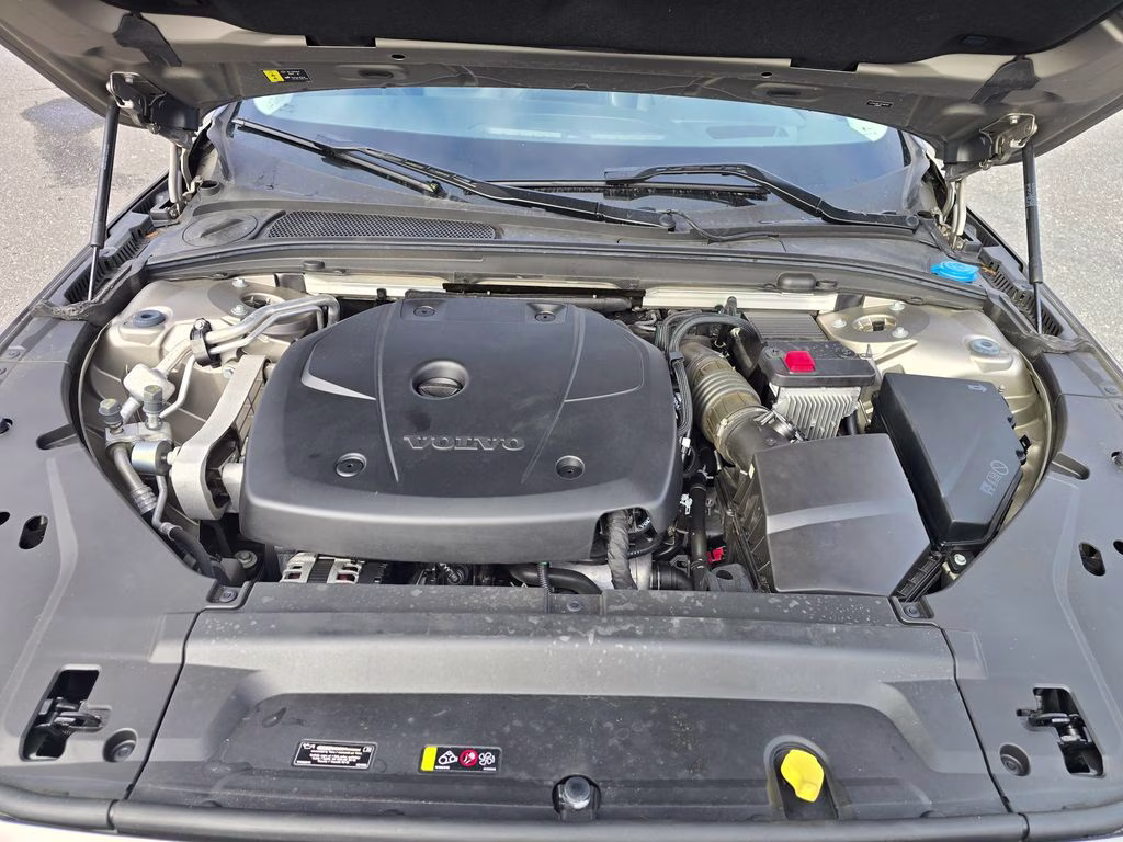 2021 Pebble Gray Metallic Volvo S90 T6 Inscription AWD Sedan