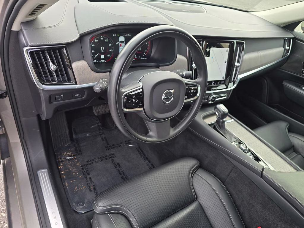 2021 Pebble Gray Metallic Volvo S90 T6 Inscription AWD Sedan