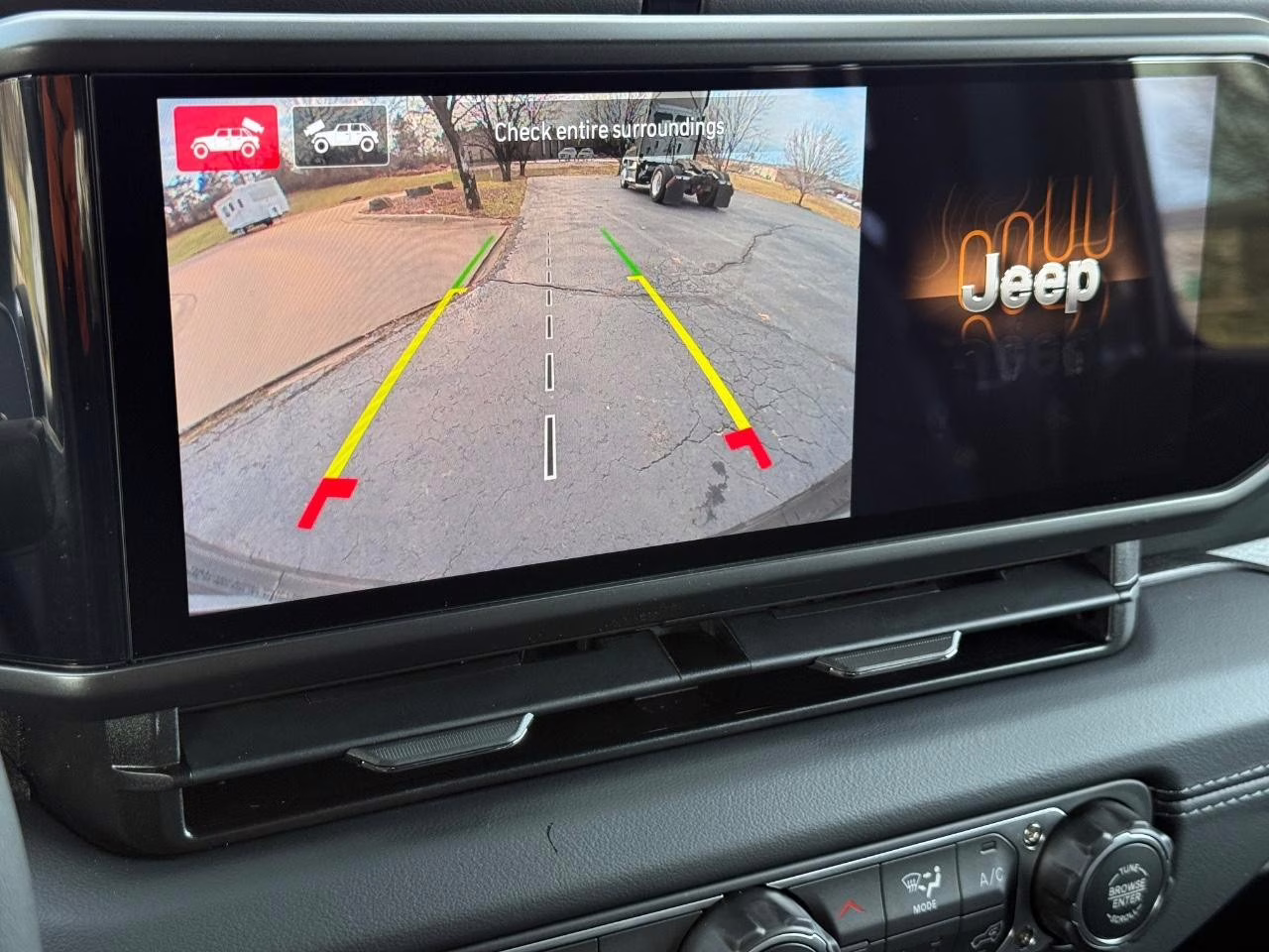 2026 Granite Crystal Metallic Clearcoat Jeep Wrangler Sahara 4X4 SUV