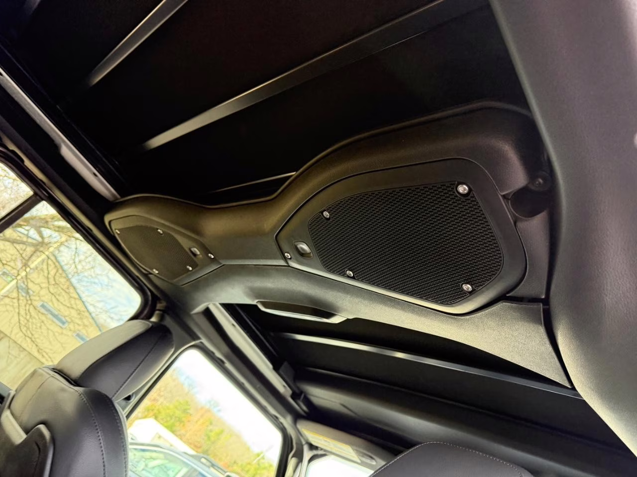 2026 Granite Crystal Metallic Clearcoat Jeep Wrangler Sahara 4X4 SUV