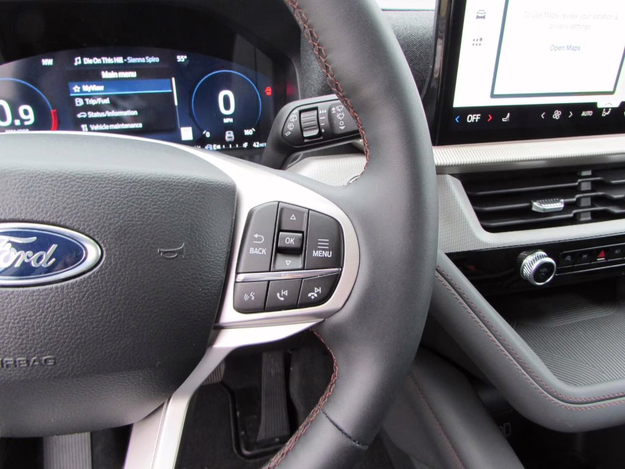 2026 Space White Metallic Ford Explorer Active 4X4 SUV