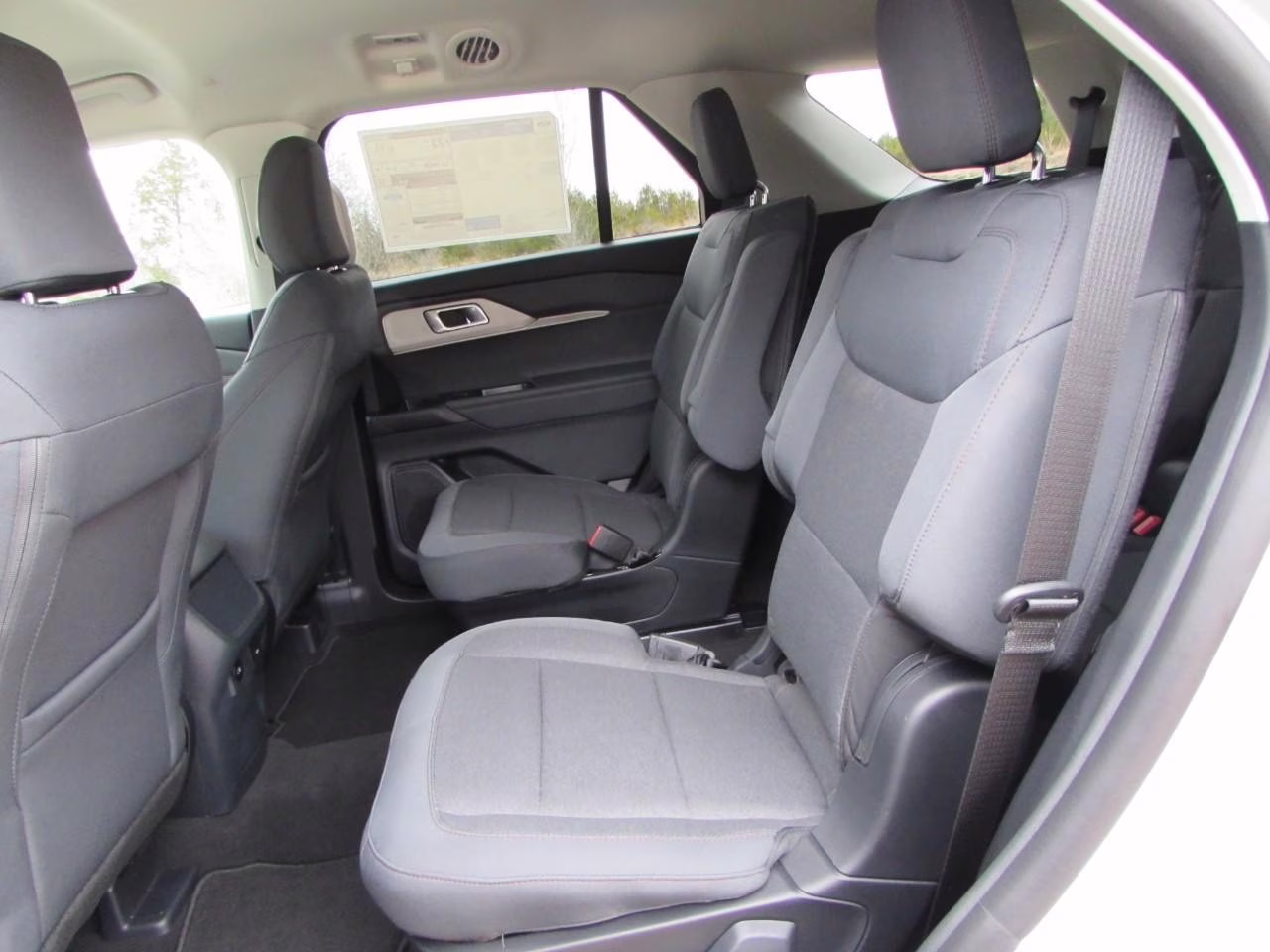 2026 Space White Metallic Ford Explorer Active 4X4 SUV