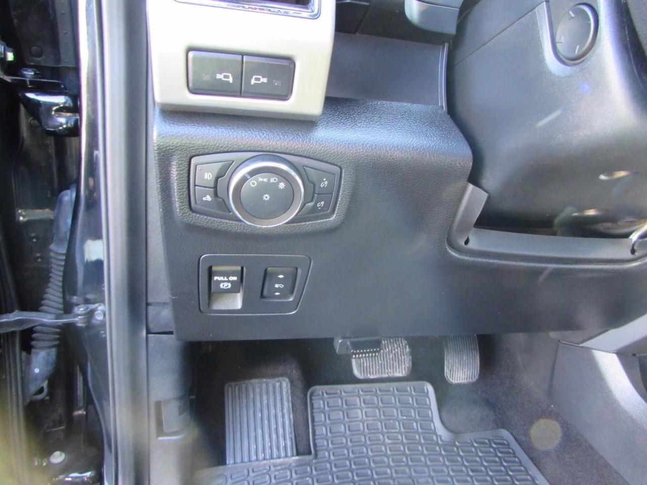 2019 Agate Black Metallic Ford F-150 Platinum 4X4 Truck