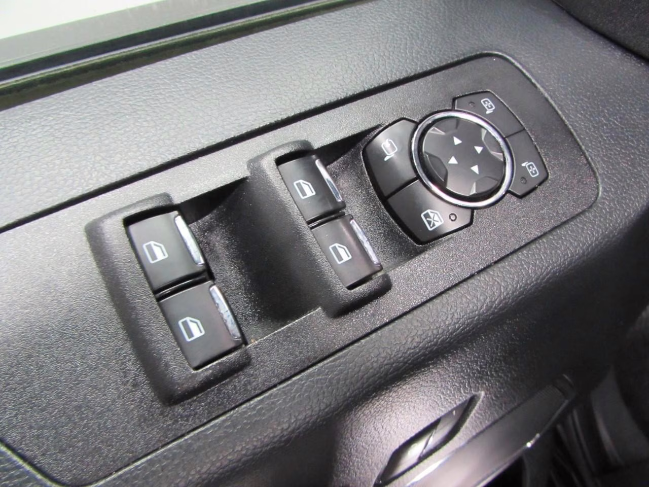 2019 Agate Black Metallic Ford F-150 Lariat 4X4 Truck