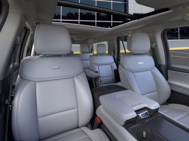 2026 Star White Metallic Tri-Coat Ford Expedition Max Platinum 4X4 SUV