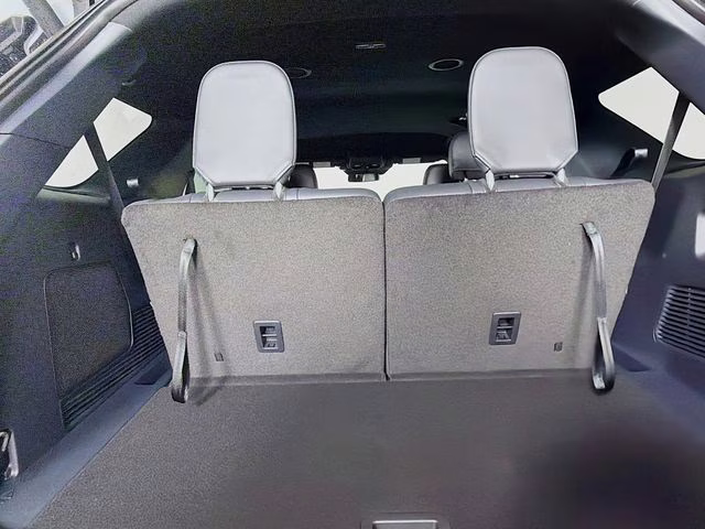 2026 Space White Metallic Ford Explorer ST-Line RWD SUV