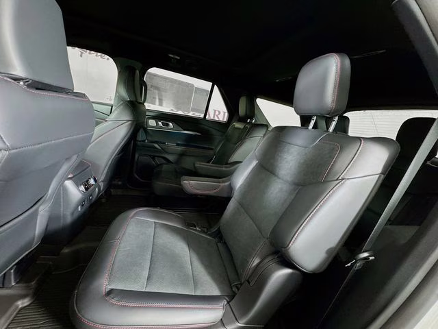 2026 Star White Metallic Tri-Coat Ford Explorer ST Bozard Built RWD SUV