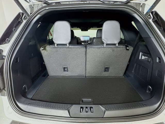 2026 Star White Metallic Tri-Coat Ford Explorer ST Bozard Built RWD SUV