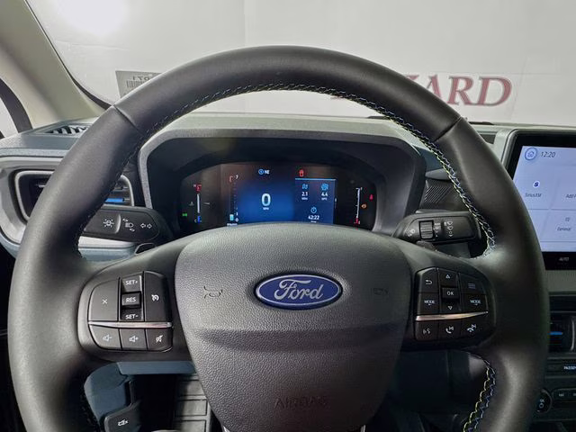 2026 Shadow Black Ford Maverick Lobo Standard AWD Truck