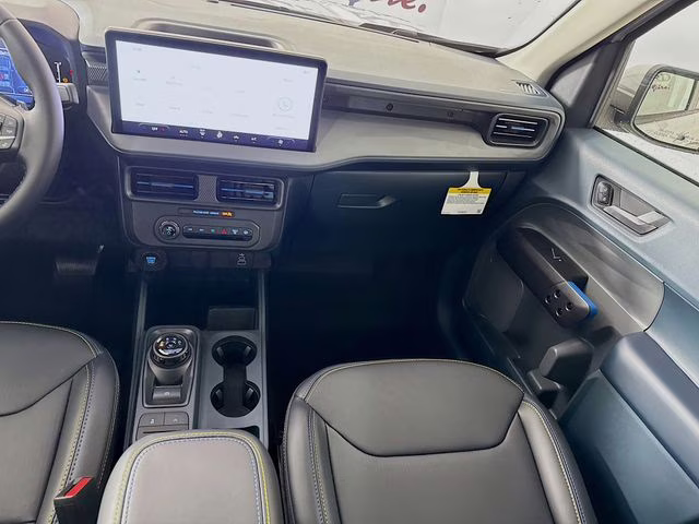 2026 Space White Metallic Ford Maverick Lobo Standard AWD Truck