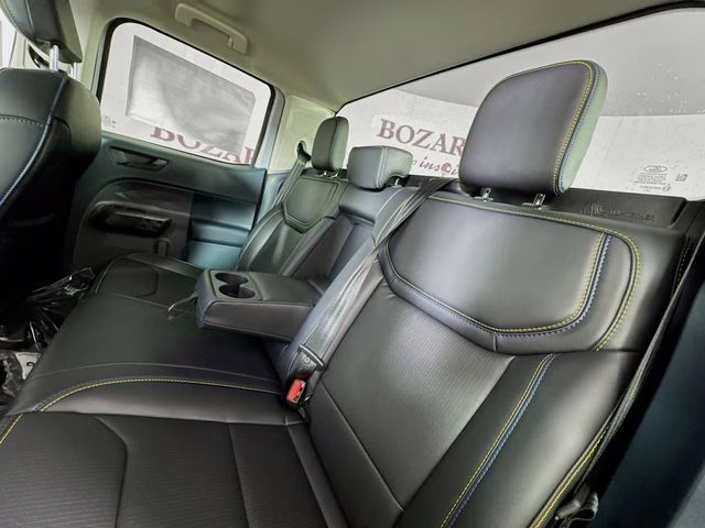 2026 Space White Metallic Ford Maverick Lobo Standard AWD Truck
