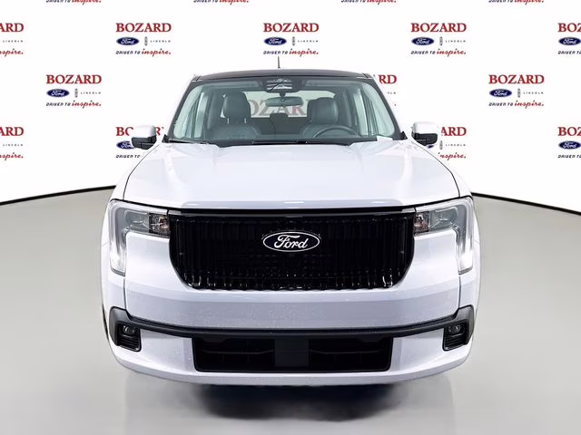 2026 Space White Metallic Ford Maverick Lobo Standard AWD Truck
