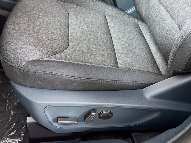 2026 Space White Metallic Ford Maverick XLT AWD Truck