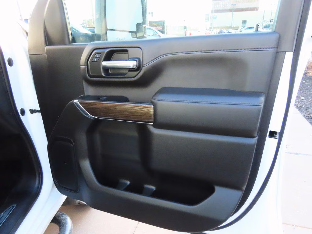 2023 Summit White Chevrolet Silverado 2500HD LT 4X4 Truck