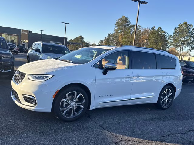 2026 Bright White Clearcoat Chrysler Pacifica Pinnacle FWD Van