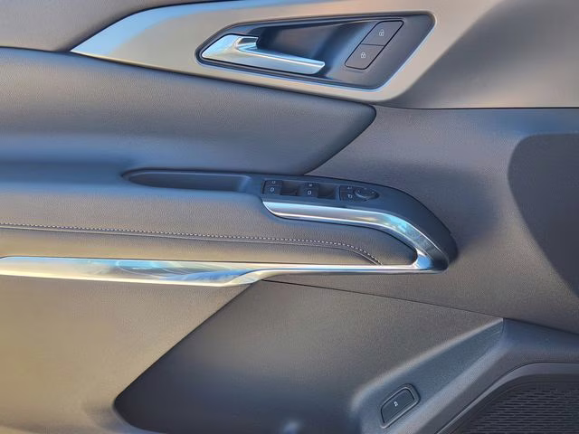 2026 Lakeshore Blue Metallic Chevrolet Traverse LT FWD SUV