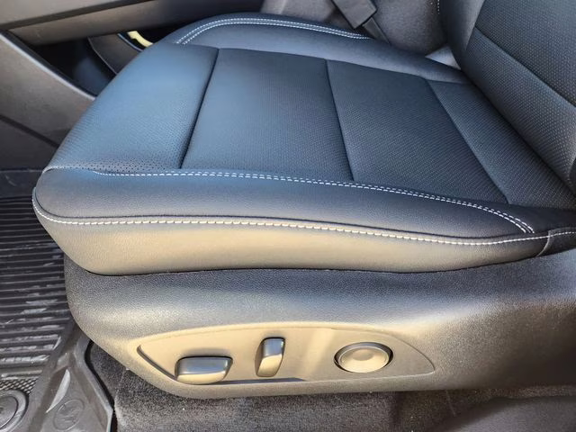 2026 Lakeshore Blue Metallic Chevrolet Traverse LT FWD SUV