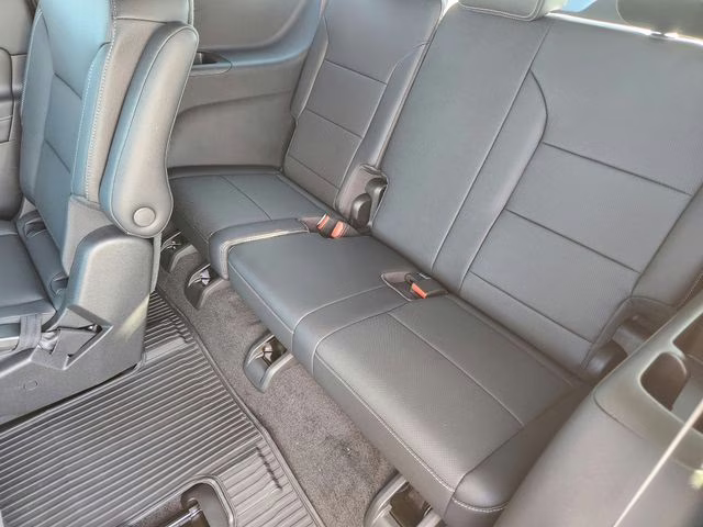 2026 Lakeshore Blue Metallic Chevrolet Traverse LT FWD SUV