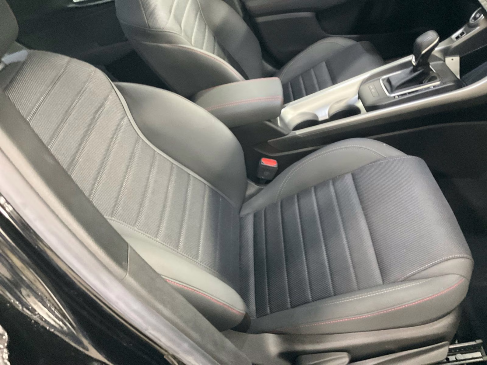 2024 8 Ball Dodge Hornet R/T AWD SUV