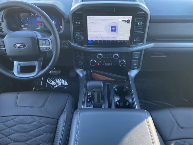 2025 Agate Black Metallic Ford F-150 XLT 4X4 Truck