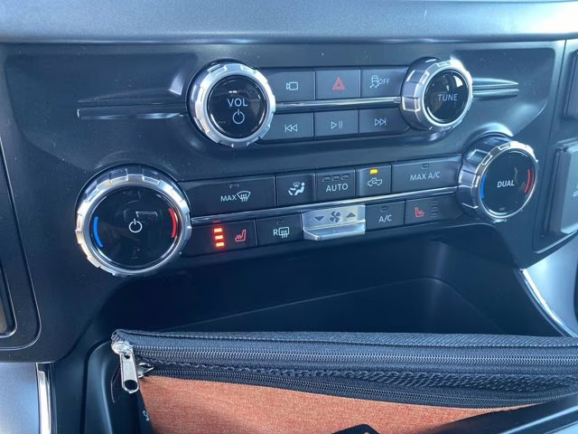 2025 Agate Black Metallic Ford F-150 XLT 4X4 Truck