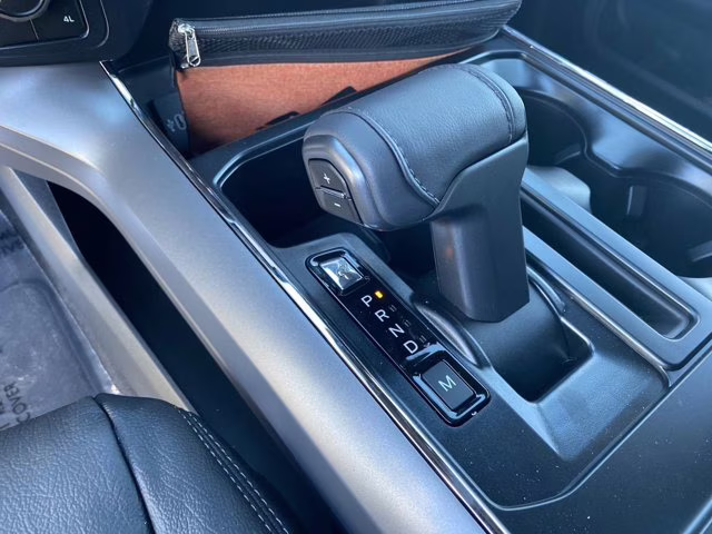 2025 Agate Black Metallic Ford F-150 XLT 4X4 Truck