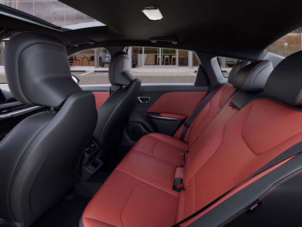 2026 Snow White Pearl Kia K4 GT-Line Turbo FWD Sedan