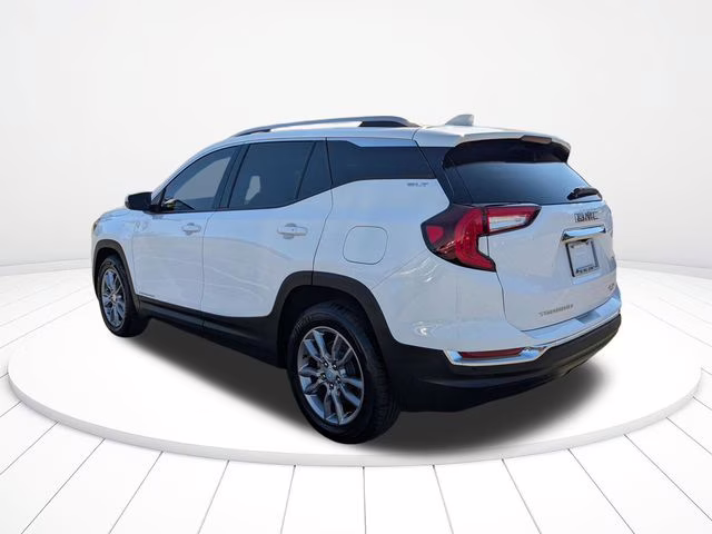 2022 Summit White GMC Terrain SLT FWD SUV