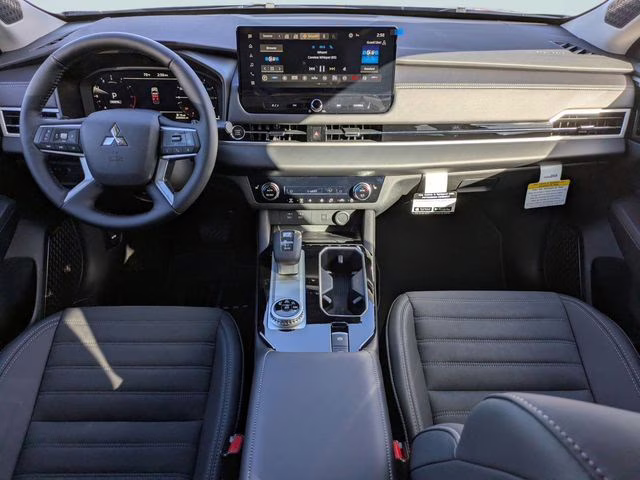 2026 Cosmic Blue Metallic Mitsubishi Outlander SE FWD SUV