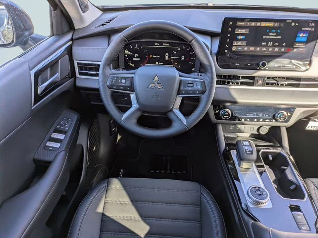 2026 Cosmic Blue Metallic Mitsubishi Outlander SE FWD SUV