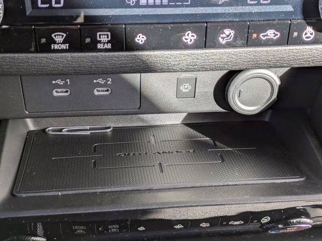 2026 Cosmic Blue Metallic Mitsubishi Outlander SE FWD SUV