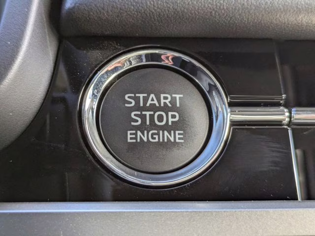 2026 Cosmic Blue Metallic Mitsubishi Outlander SE FWD SUV