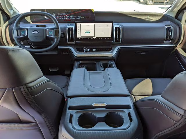 2026 Star White Metallic Tri-Coat Ford Expedition Max Platinum 4X4 SUV