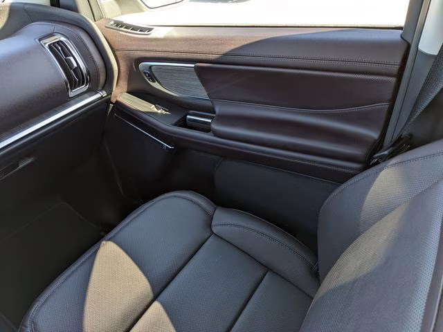 2026 Star White Metallic Tri-Coat Ford Expedition Max Platinum 4X4 SUV