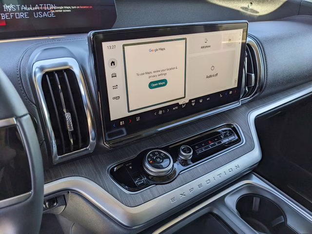 2026 Star White Metallic Tri-Coat Ford Expedition Max Platinum 4X4 SUV