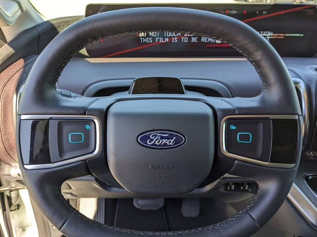 2026 Star White Metallic Tri-Coat Ford Expedition Max Platinum 4X4 SUV