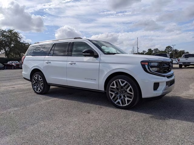 2026 Star White Metallic Tri-Coat Ford Expedition Max Platinum 4X4 SUV