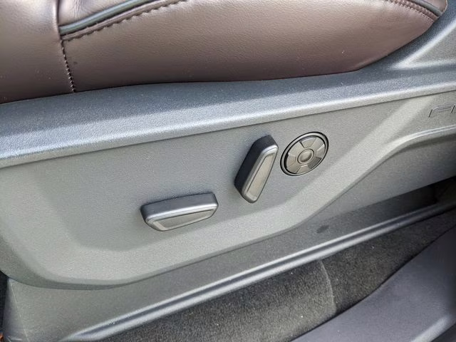 2026 Star White Metallic Tri-Coat Ford Expedition Max Platinum 4X4 SUV