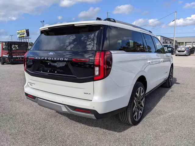 2026 Star White Metallic Tri-Coat Ford Expedition Max Platinum 4X4 SUV