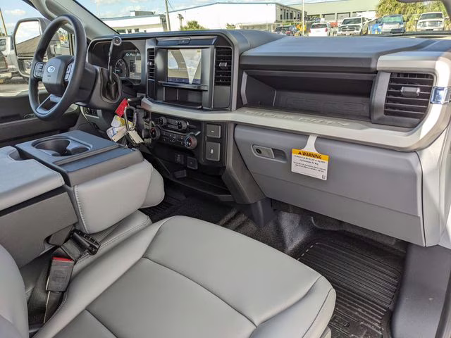 2026 Oxford White Ford Super Duty F-250 SRW XL 4X4 Truck