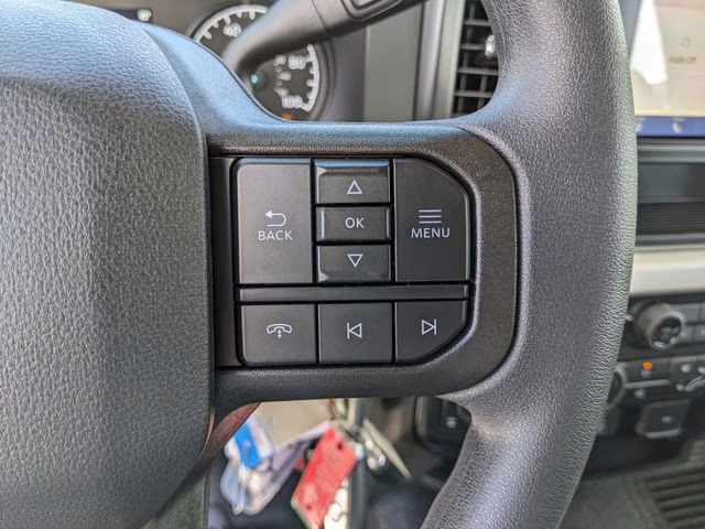 2026 Oxford White Ford Super Duty F-250 SRW XL 4X4 Truck