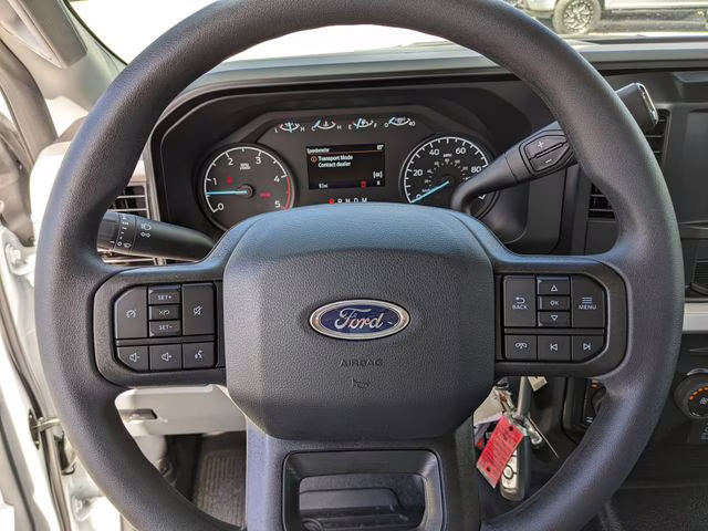 2026 Oxford White Ford Super Duty F-250 SRW XL 4X4 Truck