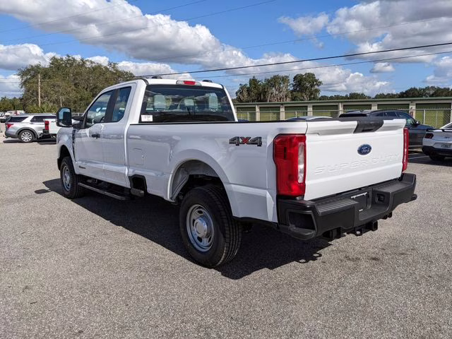 2026 Oxford White Ford Super Duty F-250 SRW XL 4X4 Truck