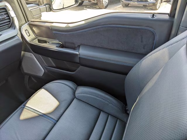 2026 Star White Metallic Tri-Coat Ford Super Duty F-350 SRW Platinum 4X4 Truck