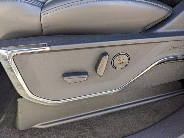 2026 Star White Metallic Tri-Coat Ford Super Duty F-350 SRW Platinum 4X4 Truck